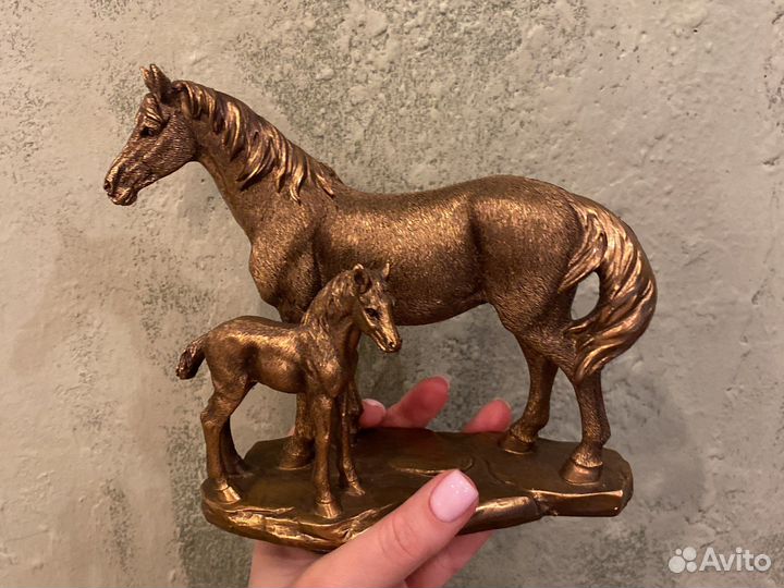 Статуэтка лошади бронза новая