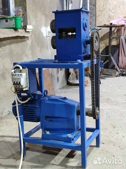 Блок усиления профильной трубы (станок)