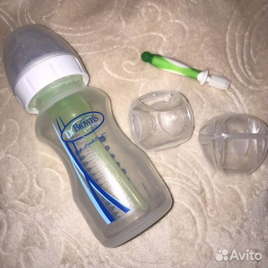 Детское : бутылочки путышки и другое