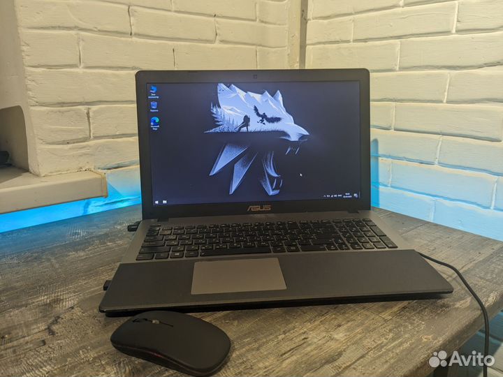 Игровой ноутбук Asus I5-4210/ssd256/8gb/840m 2gb