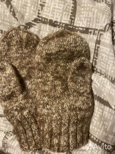 Варежки вязаные -шерстяные