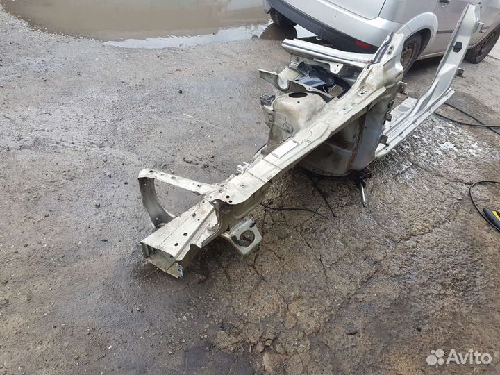 Лонжерон Volvo s80