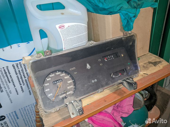 Панель щиток приборов Ford Sierra 83BB10841AC