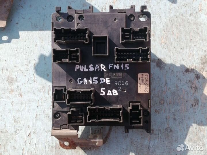 Блок предохранителей Nissan Pulsar FN15