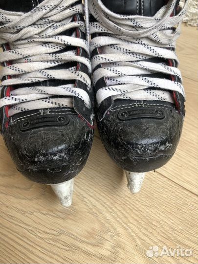 Хоккейные коньки bauer детские