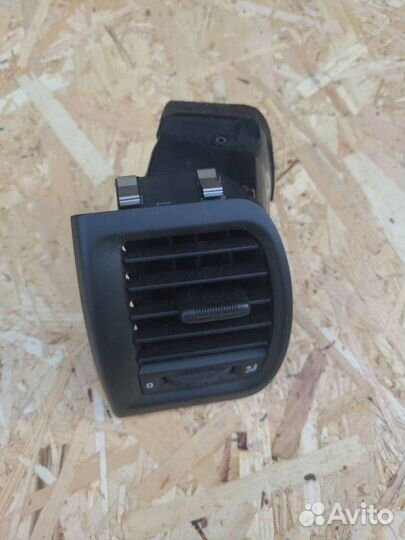 Воздуховод печки Skoda Fabia 5J 2008