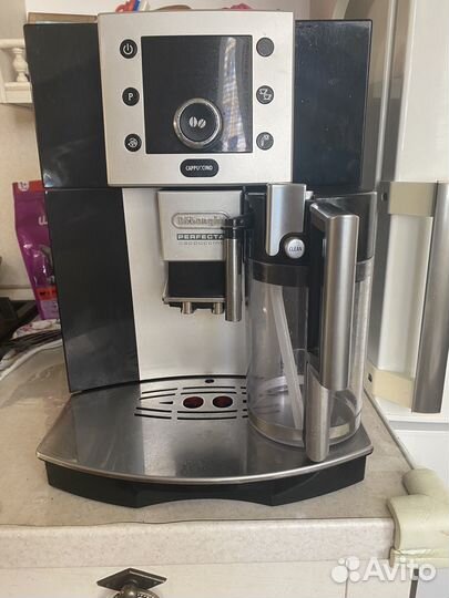 Кофемашина delonghi ecam5500