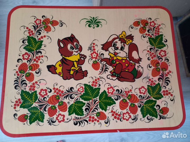 Детский стол