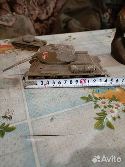 Игрушка танк СССР