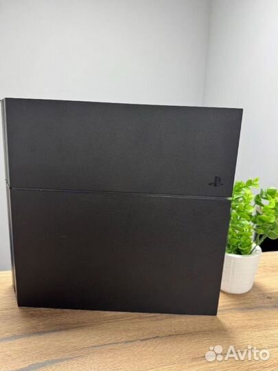 Sony PlayStation 4 +104 игры