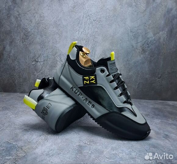 Мужские кроссовки kyfz весенние