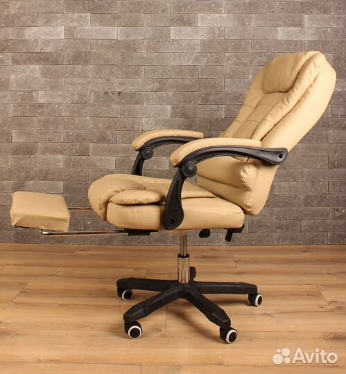 Кресло для игр. Игровое кресло с массажем