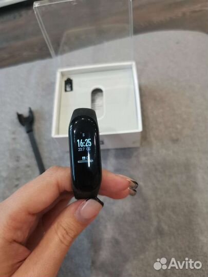 Фитнес браслет xiaomi mi band 3