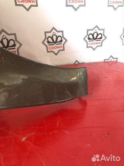 Крыло переднее правое Toyota Avensis