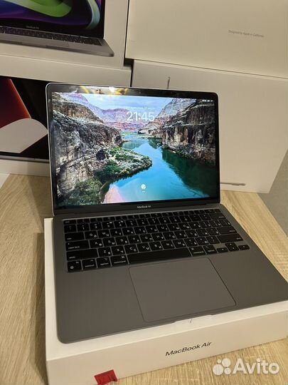 Apple MacBook Air M1 8/256Gb SpaceGrey