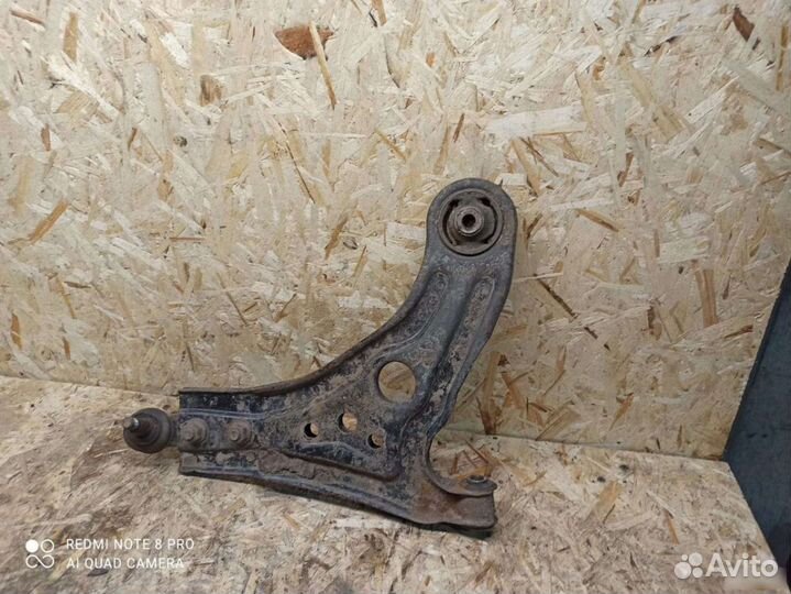 Рычаг передний правый Chevrolet Aveo T250