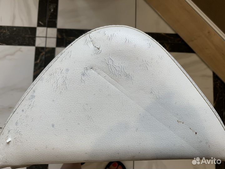 Подушка под колени для лэшмейкера