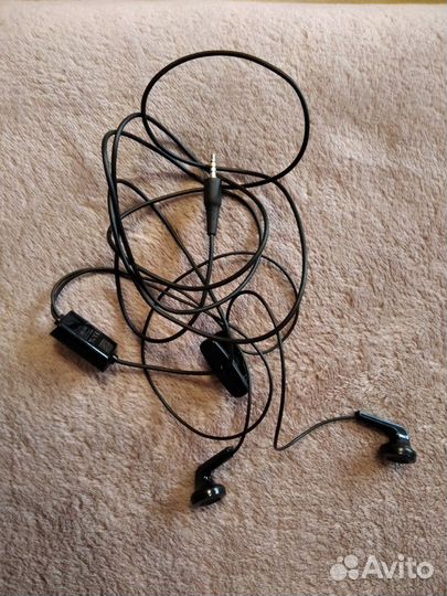 Наушники Nokia