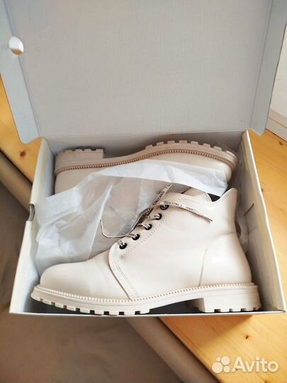 Ботинки демисезонные женские 41