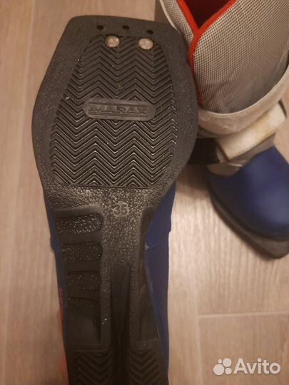 Лыжные ботинки