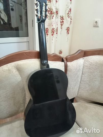 Классическая гитара yamaha c40