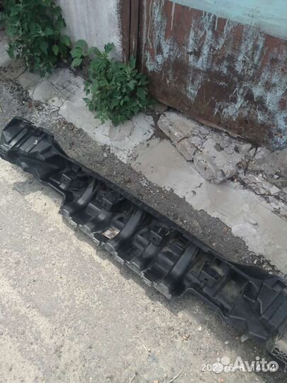 Усилитель заднего бампера на Пежо 408