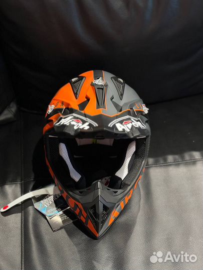 Кроссовый шлем Airoh Aviator Ace