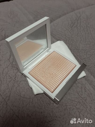 Tom ford хайлайтер rose irise