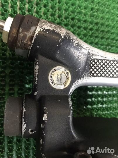 Гайковерт пневматический ударный