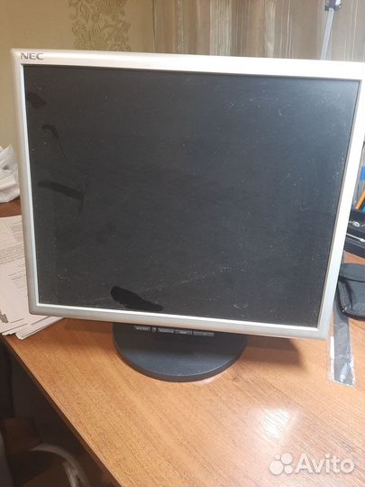 Монитор NEC MultiSync LCD1770NX