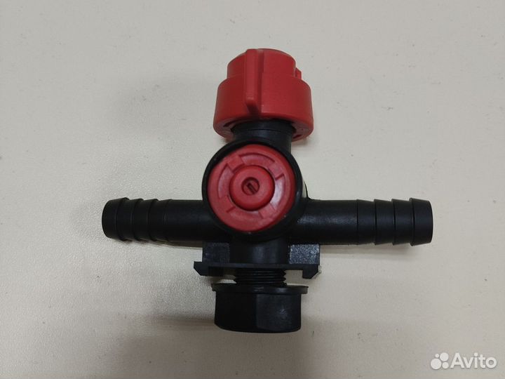 Отсечное устройство шлангового типа