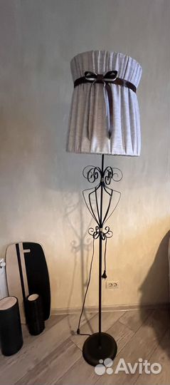 Торшер напольный