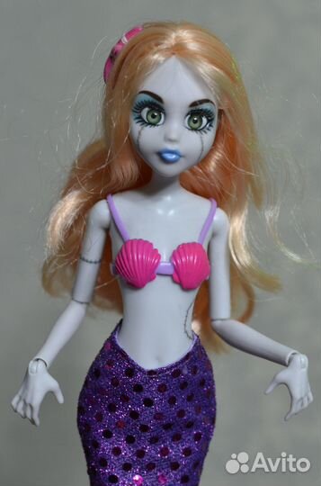 Русалочка, Once Upon A Zombie