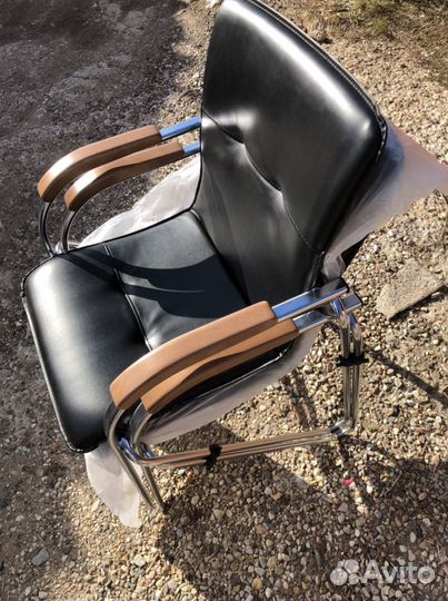 Новый Офисный стул Самба Samba в наличии