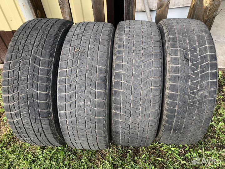 Bridgestone Blizzak Ice 225/65 R17
