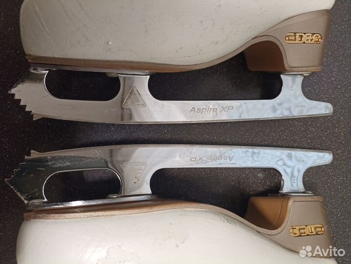 Фигурные коньки edea chorus