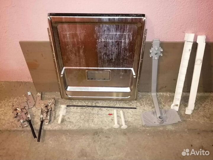 Запчасти посудомоечной машины Indesit или Ariston