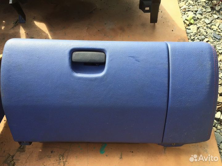 Торпедо левый в сборе алькантара + кожа