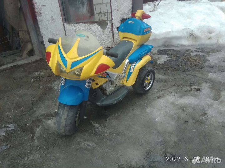 Детский электромобиль бу