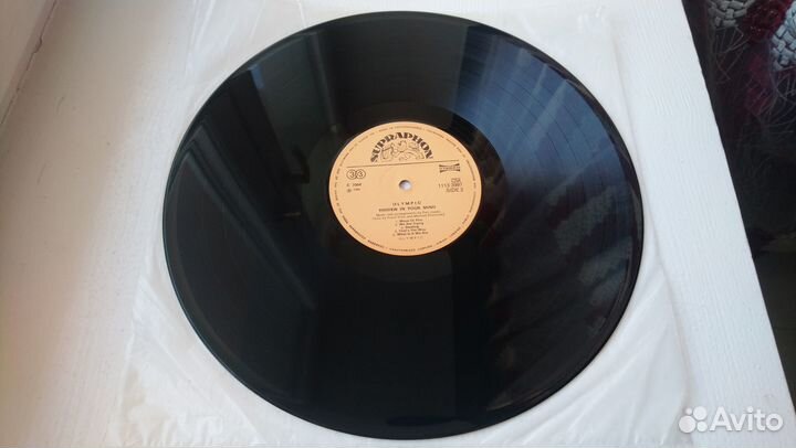 3 винила с записями чехословацких поп- рок- групп