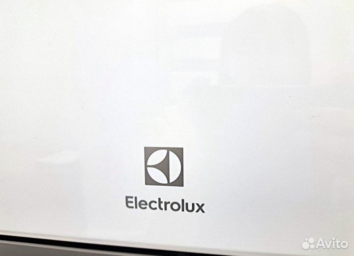 Инверторного типа Electrolux Loft DC eacs/I-18HAL