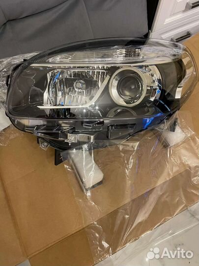 Фара левая Renault koleos