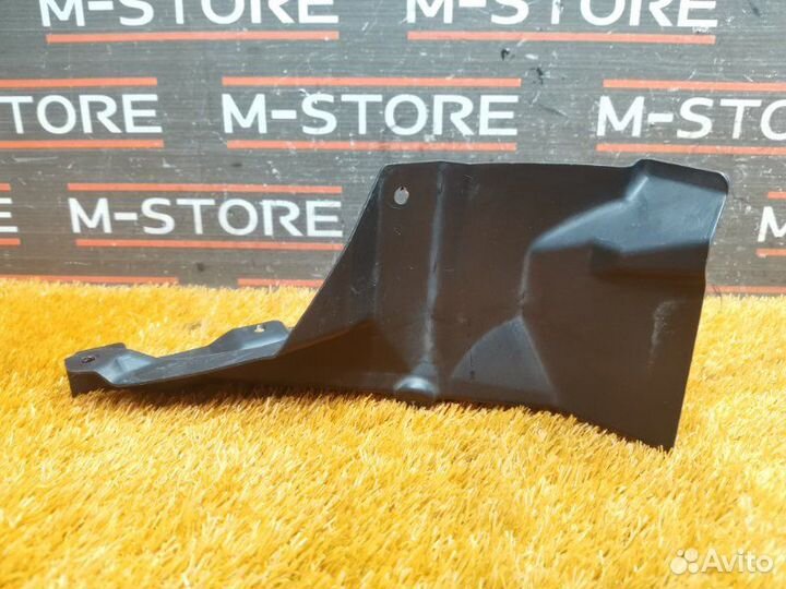 Подкрылок передний правый Bmw 3-Series E91 N46B20B