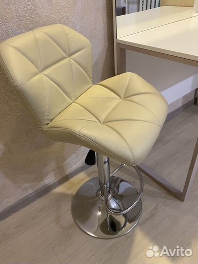 Стул барный