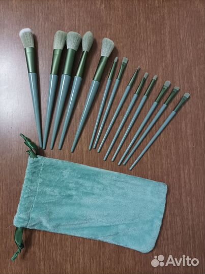 Набор кистей для макияжа