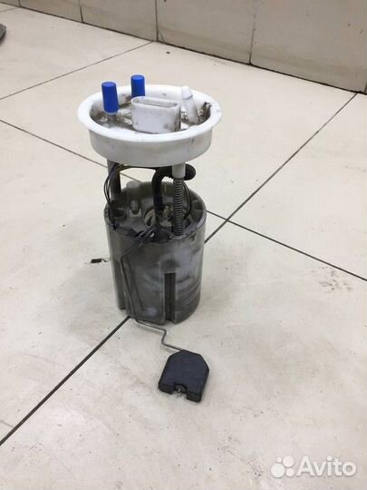 Насос топливный Volkswagen Polo