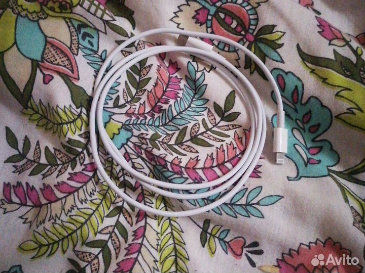 Кабель для iPhone