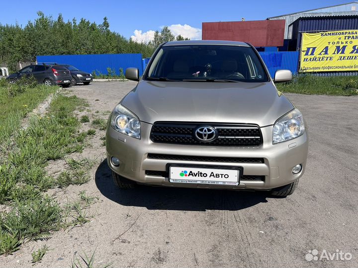 Toyota RAV4 2.0 AT, 2008, 107 000 км