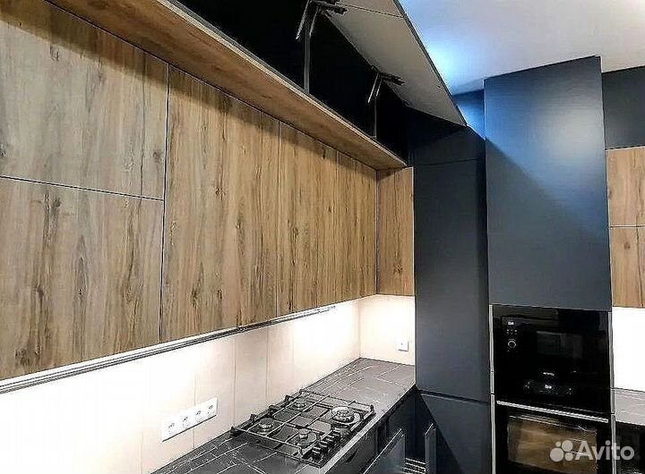 Кухня в потолок