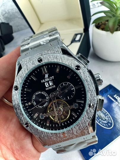 Часы мужские Hublot